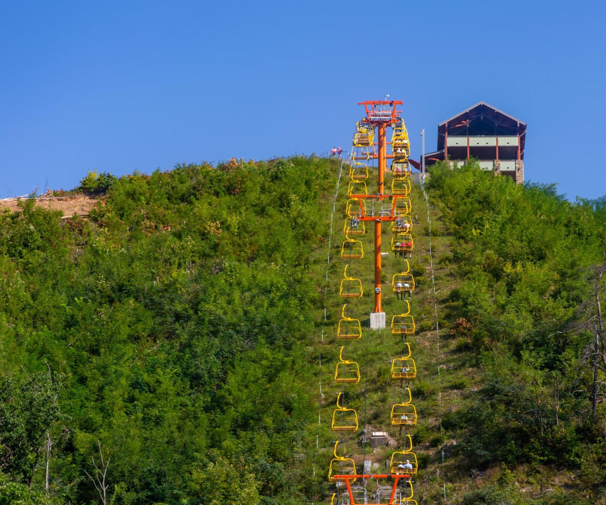 Moonshine Chalet, Hot Tub, Pool Access, Wifi, 1089 Free Tickets Each Paid Day, Dollywood And More Гатлинбург Экстерьер фото